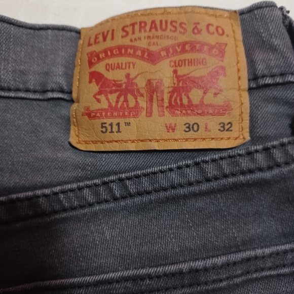 Women's Levi's 511 Jean's size 30X32 - Picture 3 of 3